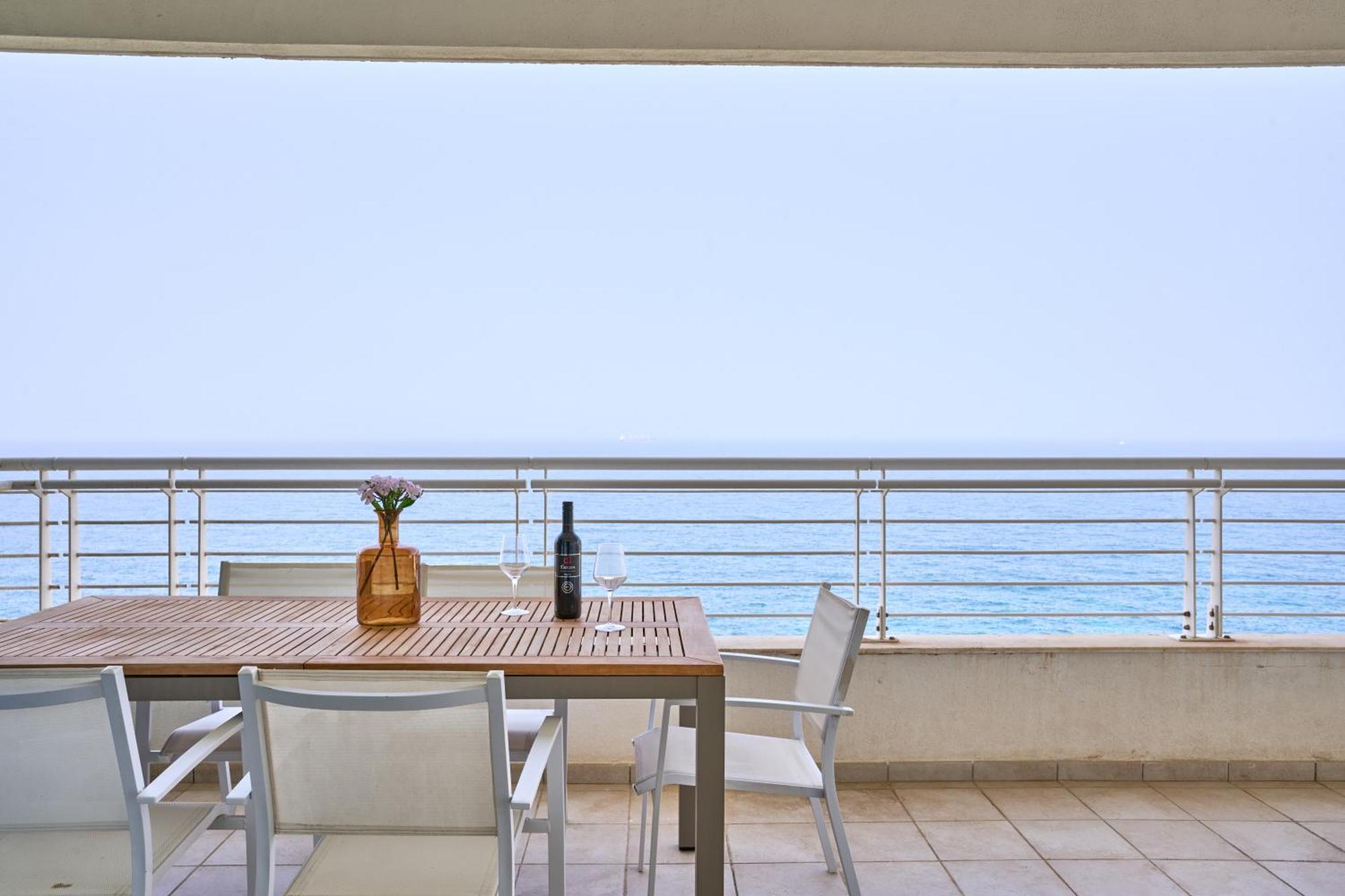 Stunning 3-Bedroom Seaview Retreat In Fort Cambridge 슬리에마 외부 사진