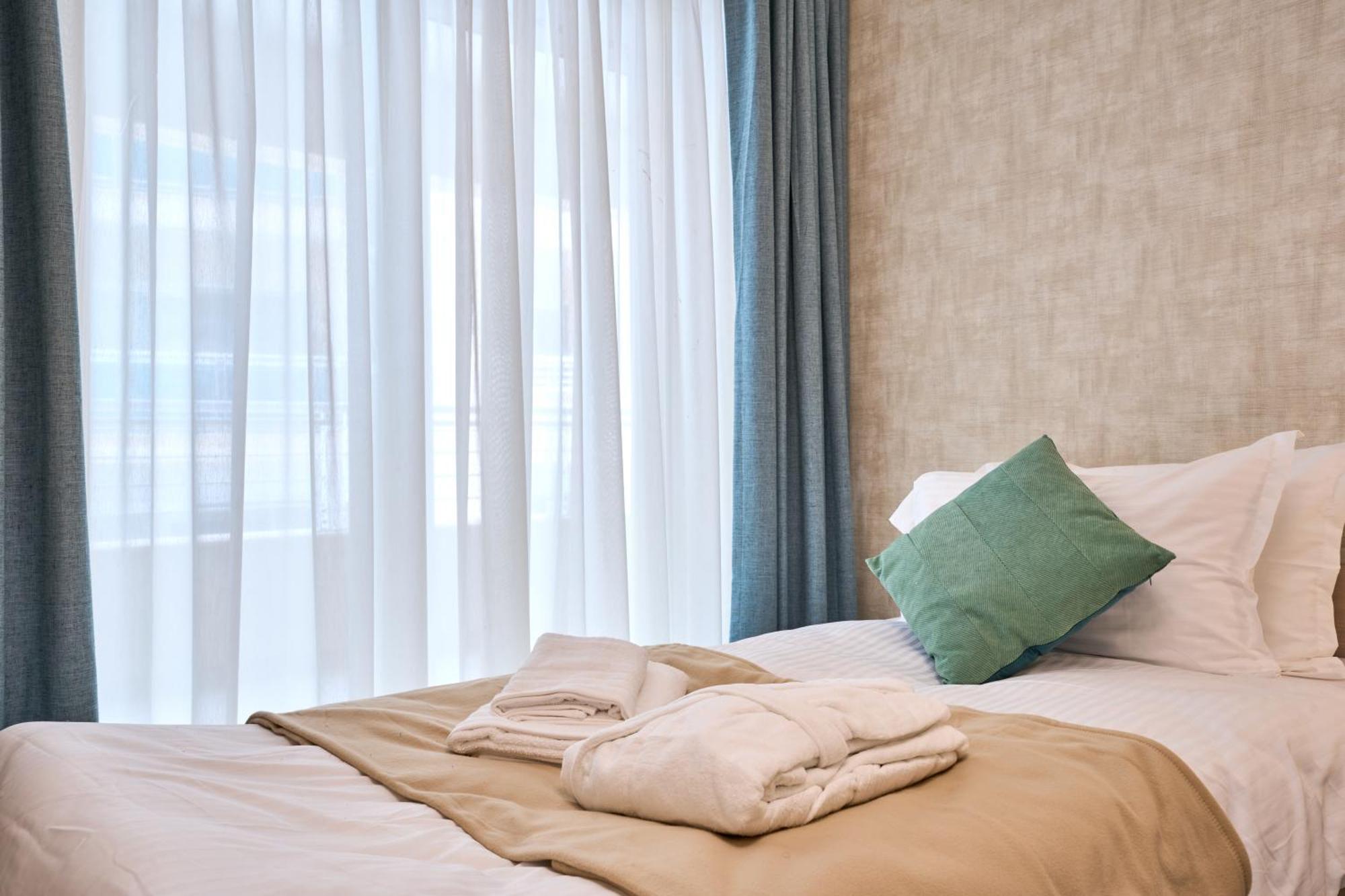 Stunning 3-Bedroom Seaview Retreat In Fort Cambridge 슬리에마 외부 사진